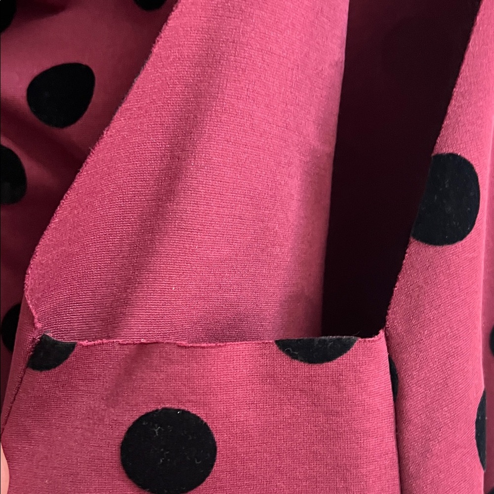 Women’s Sleeveless Polka Dot Cowl-neck Tank Top - Burgundy/Black Size Large - Picture 12 of 12
